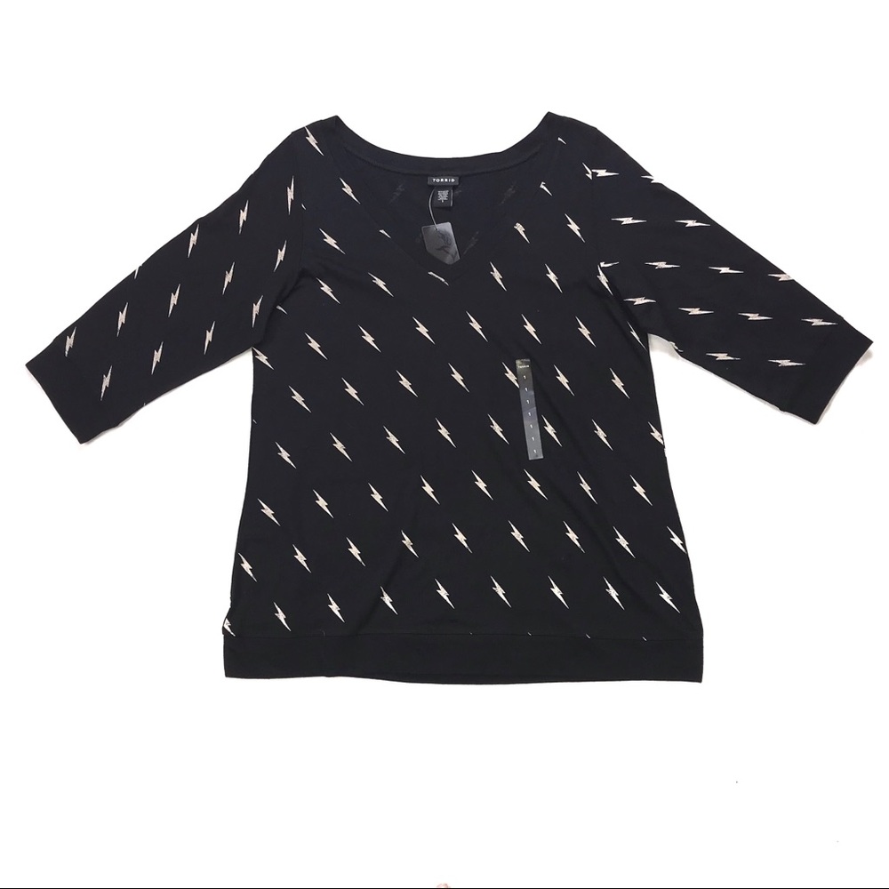 SOLD 🚨Torrid - (NW) Black Lightning Print Blouse - Picture 2 of 4